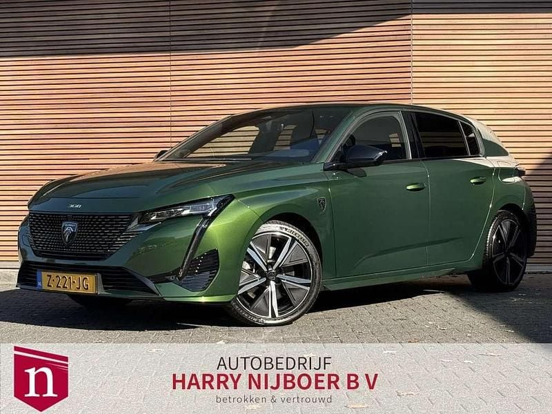 Groen Occasion 2024 Peugeot 308 GT Hatchback | € 27.900 (Super prijs) - Afbeelding 1/4