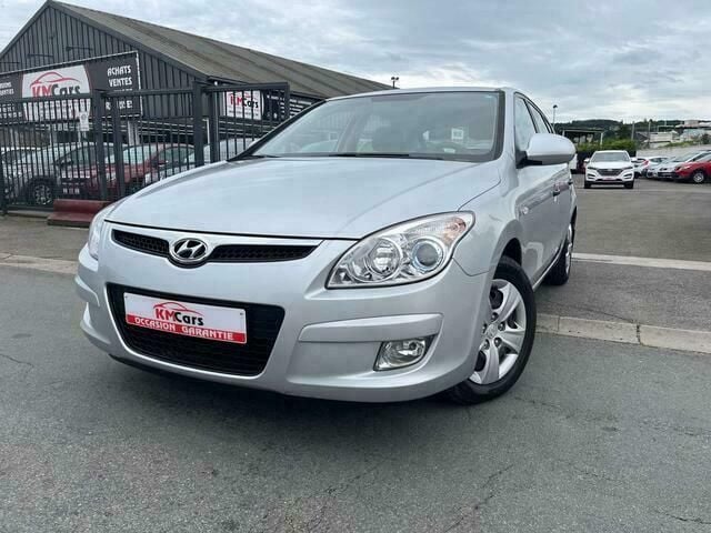 Grijs Gebruikt 2008 Hyundai i30 Sedan | € 4.450 - Afbeelding 1/4