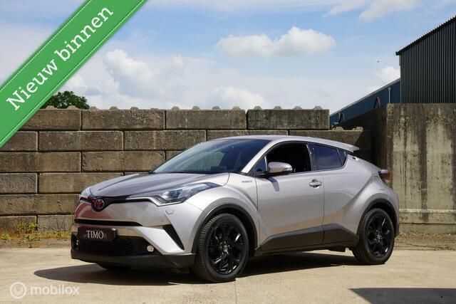 Grijs Gebruikt 2019 Toyota C-HR Plus SUV | € 19.495 (Eerlijke prijs) - Afbeelding 1/4
