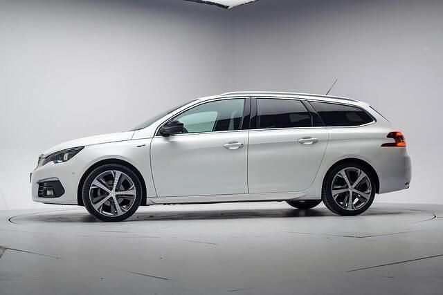 Occasion Peugeot 308 GT-line 131 PK (96 kW) 2020 Wit Stationwagen