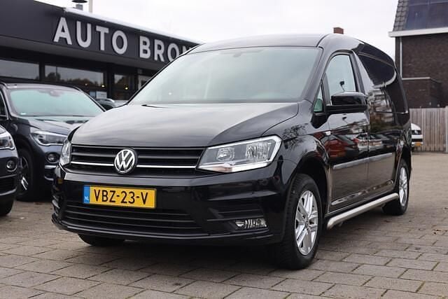 Zwart (metallic) Gebruikt 2019 VW Caddy Maxi Highline MPV | € 12.950 (Eerlijke prijs) - Afbeelding 1/4