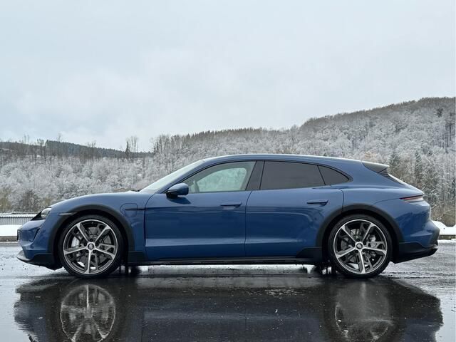 Occasion Porsche Taycan Cross Turismo 498 kW (678 PK) 2021 Blauw Sedan