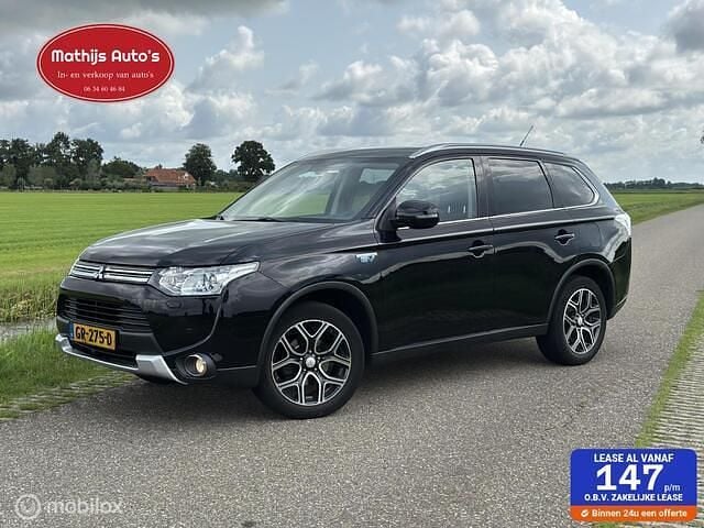 Zwart Gebruikt 2015 Mitsubishi Outlander Instyle SUV | € 8.950 (Goede deal) - Afbeelding 1/4