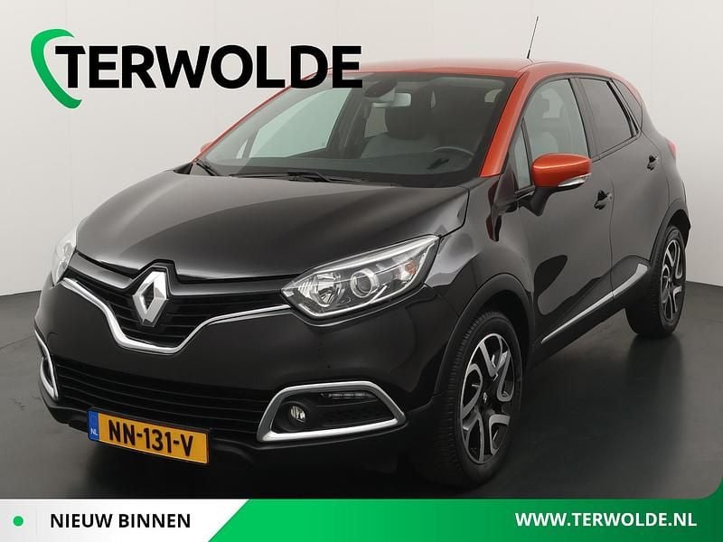 Zwart Gebruikt 2016 Renault Captur Dynamique SUV | € 14.795 (Eerlijke prijs) - Afbeelding 1/4