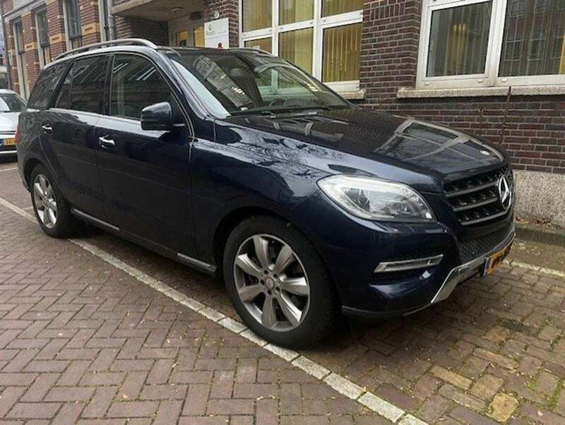 Blauw Gebruikt 2013 Mercedes ML350 SUV | € 28.500 (Eerlijke prijs) - Afbeelding 1/4