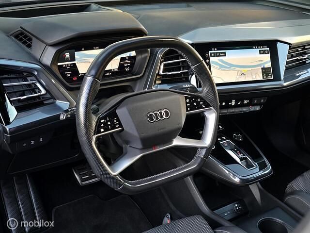 Occasion Audi Q4 e-tron S-Line 150 kW (204 PK) 2021 Blauw (metallic) SUV