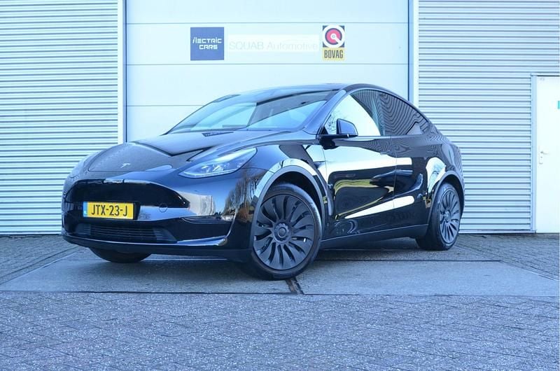 Zwart Occasion 2026 Tesla Model Y Long Range AWD SUV | € 42.999 (Eerlijke prijs) - Afbeelding 1/4