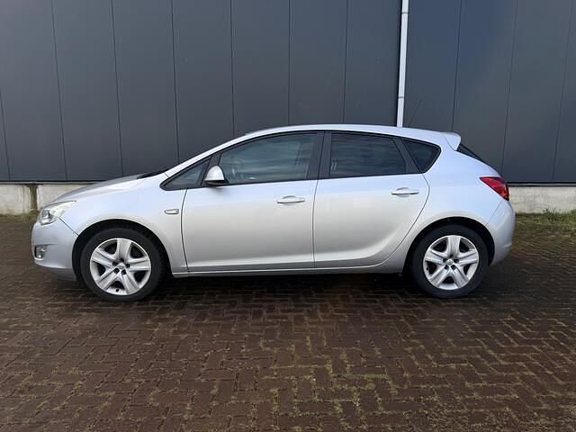 Occasion Opel Astra Color Edition 140 PK (102 kW) 2011 Grijs Hatchback