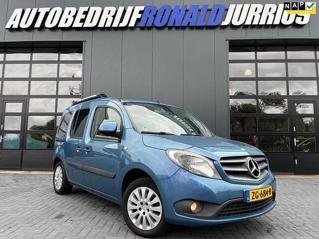 Blauw Gebruikt 2017 Mercedes Citan 112 MPV | € 17.950 (Eerlijke prijs) - Afbeelding 1/4