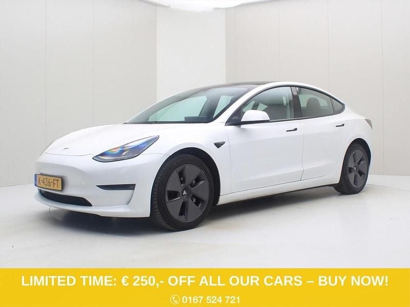 Wit (parellak) Occasion 2020 Tesla Model 3 Long Range AWD Sedan | € 23.900 (Eerlijke prijs) - Afbeelding 1/4