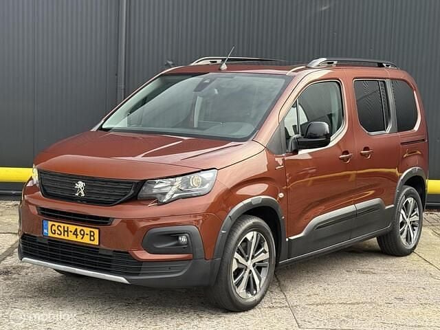 Bruin Occasion 2019 Peugeot Rifter GT-line MPV | € 22.999 (Super prijs) - Afbeelding 1/4