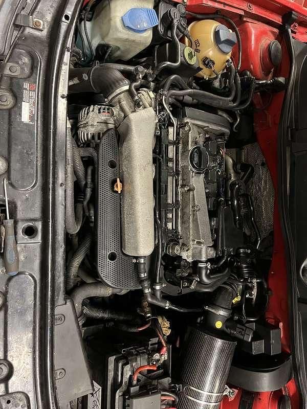 Occasion Seat Leon Sport 179 PK (131 kW) 2000 Rood Hatchback