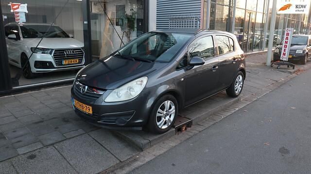 Grijs Occasion 2010 Opel Corsa Edition Hatchback | € 3.450 (Eerlijke prijs) - Afbeelding 1/4