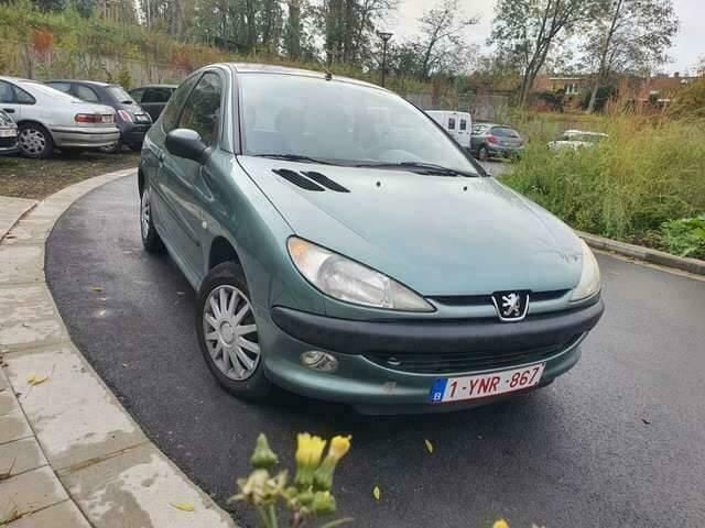 Occasion Peugeot 206 73 PK (53 kW) 2001 Grijs Sedan