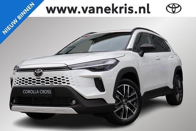 Wit Nieuw 2025 Toyota Corolla Cross Active SUV | € 39.590 (Eerlijke prijs) - Afbeelding 1/4