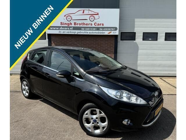Zwart Gebruikt 2011 Ford Fiesta Titanium Hatchback | € 2.999 (Goede deal) - Afbeelding 1/4