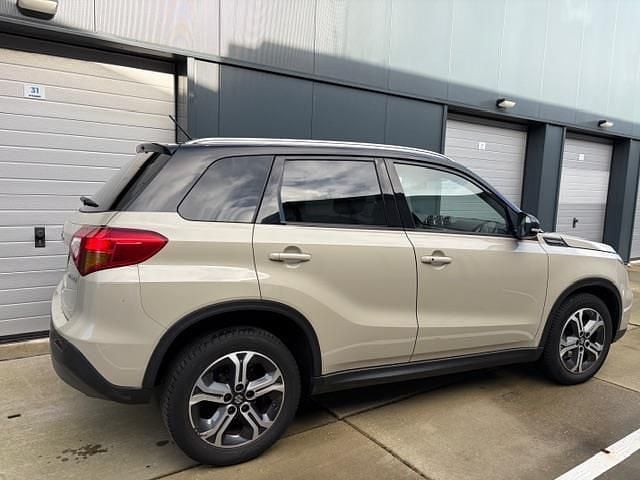Occasion Suzuki Vitara 120 PK (88 kW) 2017 Grijs (metallic) SUV