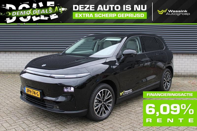 Zwart Nieuw 2025 Leapmotor B10 SUV | € 33.740 (Eerlijke prijs) - Afbeelding 1/3