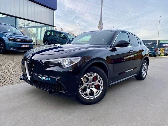 Zwart Gebruikt 2018 Alfa Romeo Stelvio Super SUV | € 24.900 - Afbeelding 1/4