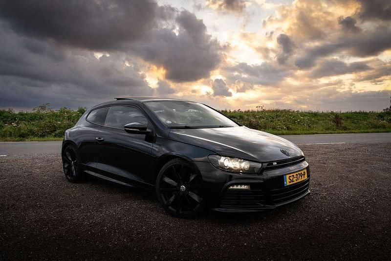 Zwart Gebruikt 2012 VW Scirocco R Coupé | € 20.750 - Afbeelding 1/4