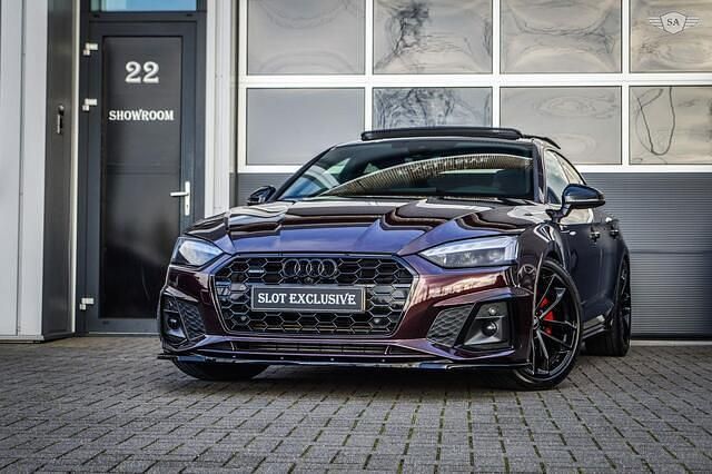 Rood Gebruikt 2021 Audi A5 Sportback Competition Hatchback | € 38.900 (Iets duurder) - Afbeelding 1/4