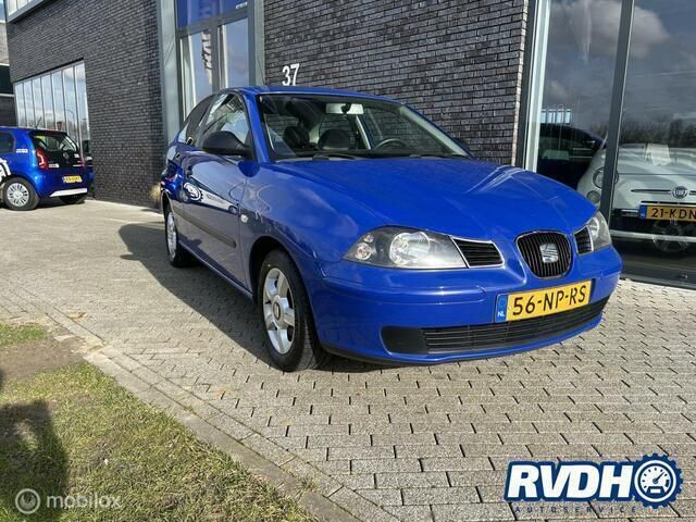 Blauw Gebruikt 2004 Seat Ibiza Hatchback | € 1.150 (Iets duurder) - Afbeelding 1/4