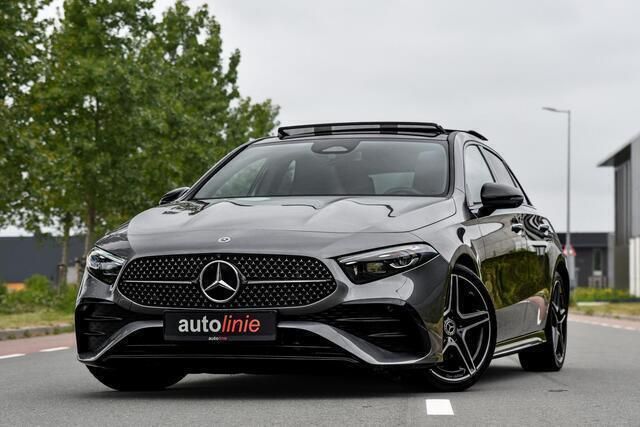 Grijs Gebruikt 2023 Mercedes A180 AMG Hatchback | € 37.299 (Duur) - Afbeelding 1/4
