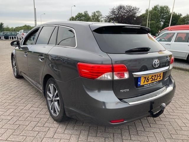 Occasion Toyota Avensis Business Edition 124 PK (91 kW) 2012 Grijs Stationwagen