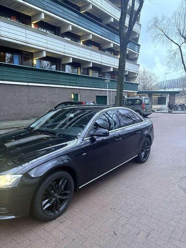 Occasion Audi A4 Business 220 PK (161 kW) 2014 Zwart Sedan