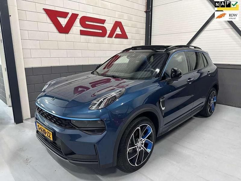 Blauw Gebruikt 2023 Lynk & Co 01 SUV | € 27.590 (Eerlijke prijs) - Afbeelding 1/4