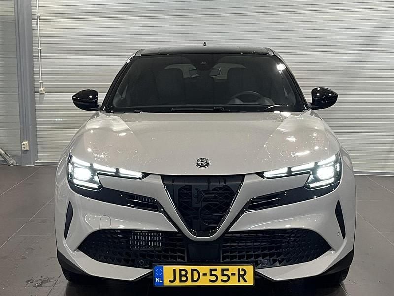 Occasion Alfa Romeo GT Junior Edizione Speciale 146 PK (107 kW) 2025 Grijs SUV