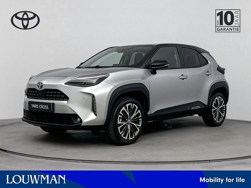 Zilver Occasion 2025 Toyota Yaris Cross Executive SUV | € 28.900 (Goede deal) - Afbeelding 1/4