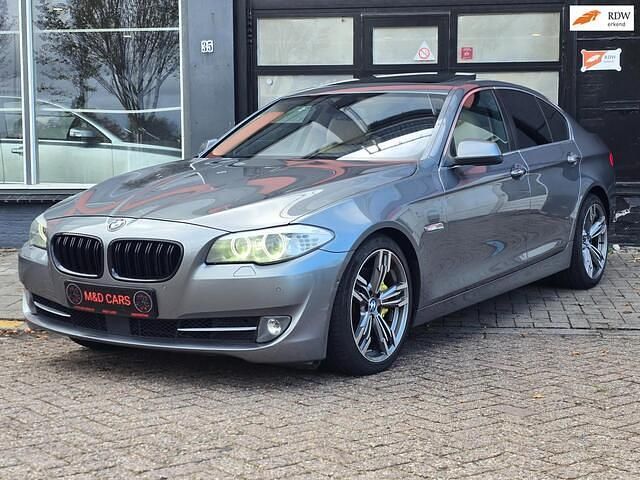 Grijs Gebruikt 2010 BMW 535 Executive Sedan | € 13.000 (Eerlijke prijs) - Afbeelding 1/4