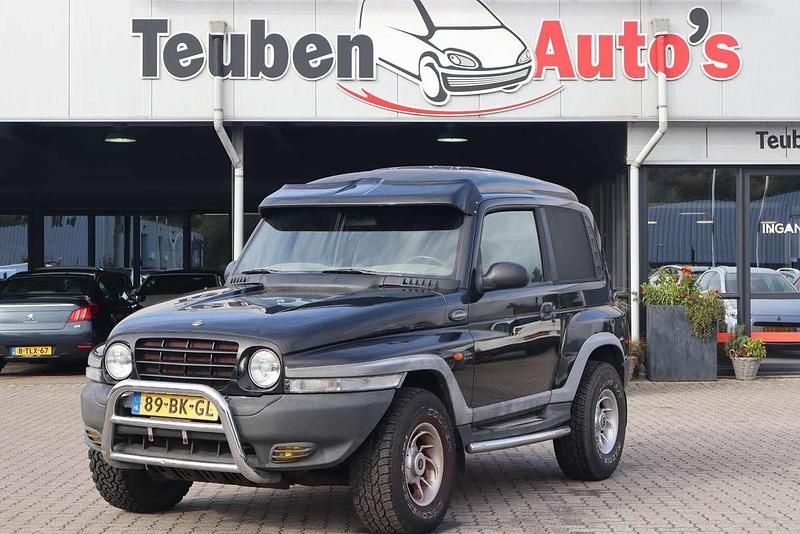 Grijs Gebruikt 2003 Ssangyong (KGM) Korando Van | € 1.985 - Afbeelding 1/4