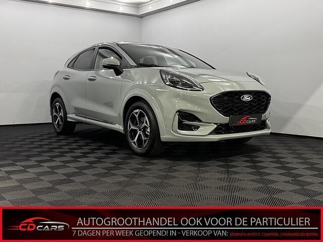 Grijs, metallic lak Gebruikt 2025 Ford Puma ST-Line SUV | € 29.950 (Iets duurder) - Afbeelding 1/3