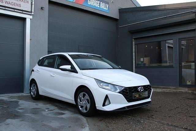 Wit Gebruikt 2022 Hyundai i20 Select Hatchback | € 14.000 (Super prijs) - Afbeelding 1/4