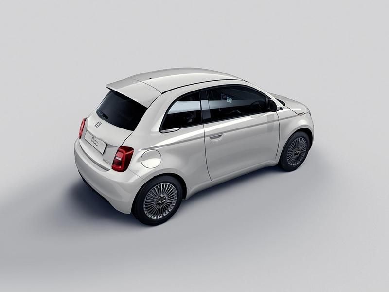 Nieuw Fiat 500 Launch Edition 65 PK (47 kW) 2025 Wit Hatchback