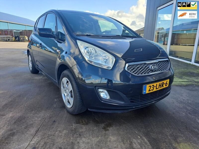 Zwart Gebruikt 2010 Kia Venga Hatchback | € 2.950 (Eerlijke prijs) - Afbeelding 1/4