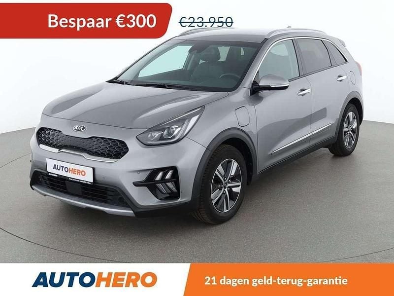 Grijs Gebruikt 2020 Kia Niro Spirit SUV | € 23.849 (Iets duurder) - Afbeelding 1/3