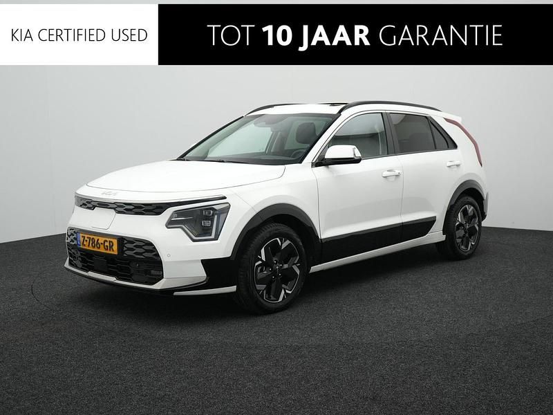 Wit Occasion 2024 Kia e-Niro SUV | € 34.940 (Iets duurder) - Afbeelding 1/2