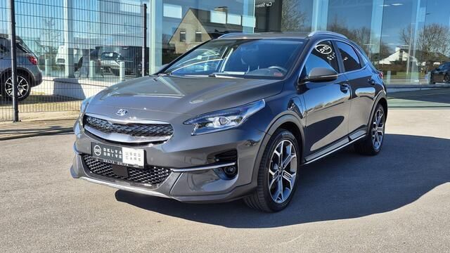 Grijs Gebruikt 2021 Kia XCeed SUV | € 21.665 (Eerlijke prijs) - Afbeelding 1/4