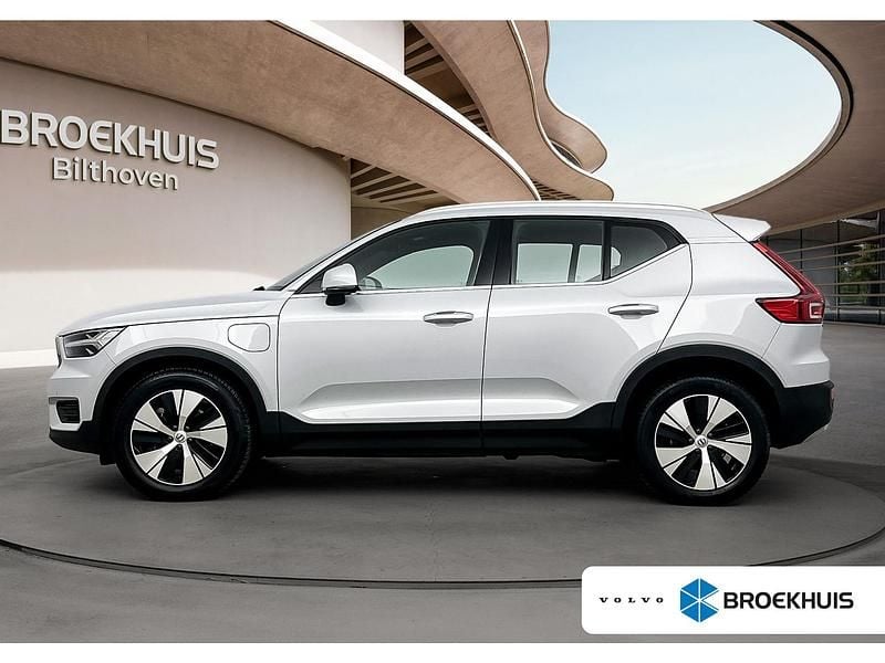Grijs Occasion 2021 Volvo XC40 Inscription SUV | € 27.895 (Eerlijke prijs) - Afbeelding 1/4