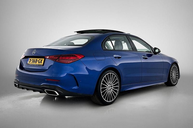 Occasion Mercedes C200 AMG line 204 PK (150 kW) 2022 Blauw Sedan