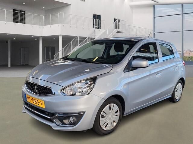 Grijs Gebruikt 2017 Mitsubishi Space Star Hatchback | € 5.995 (Eerlijke prijs) - Afbeelding 1/4