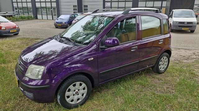 Paars Occasion 2011 Fiat Panda Hatchback | € 2.450 (Eerlijke prijs) - Afbeelding 1/4
