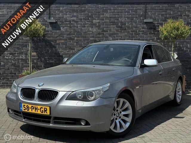 Grijs Gebruikt 2004 BMW 530 Executive Sedan | € 3.995 (Super prijs) - Afbeelding 1/4