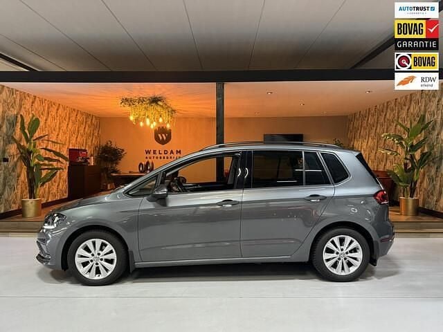 Occasion VW Golf Sportsvan Comfortline 110 PK (80 kW) 2018 Grijs MPV