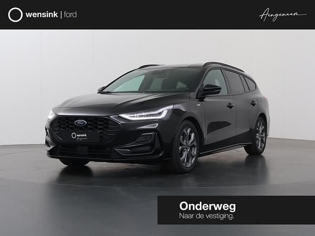 Zwart Gebruikt 2023 Ford Focus ST-Line X Stationwagen | € 25.835 (Eerlijke prijs) - Afbeelding 1/4