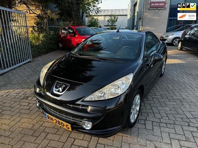 Zwart (metallic) Occasion 2009 Peugeot 207 CC Cabriolet | € 4.200 (Eerlijke prijs) - Afbeelding 1/4