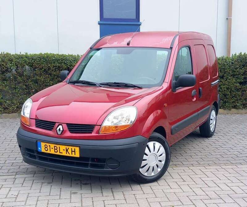 Rood Gebruikt 2004 Renault Kangoo MPV | € 5.750 (Duur) - Afbeelding 1/4